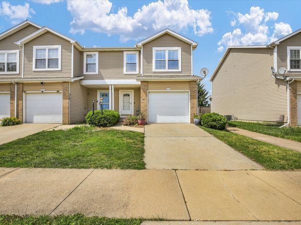 3730 Summer Sage Court , Champaign, IL 61822