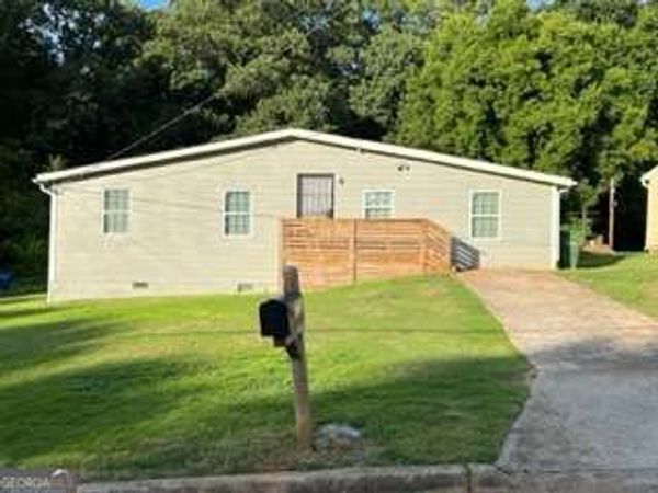1719 Mary George Avenue NW, Atlanta, GA 30318