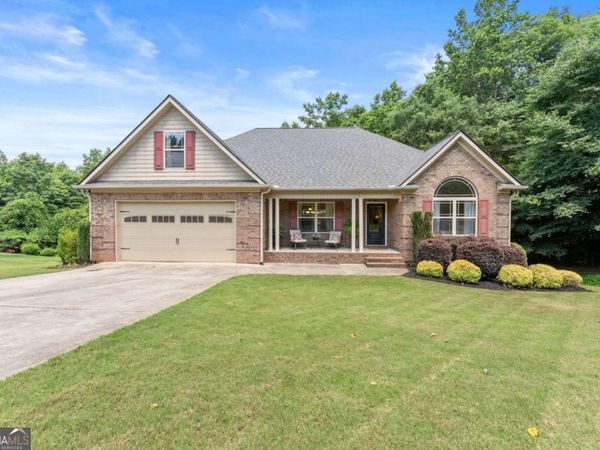 6049 Green Tree Lane, Gainesville, GA 30506
