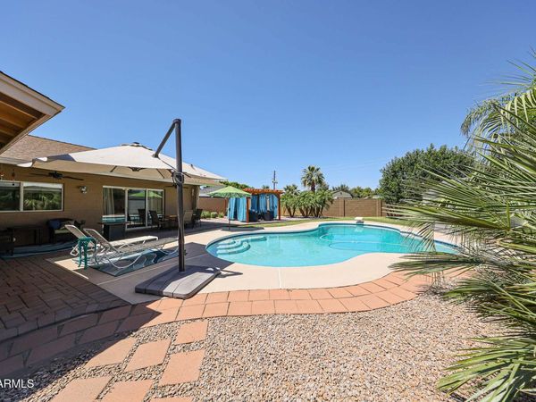 5020 W IRONWOOD Drive, Glendale, AZ 85302