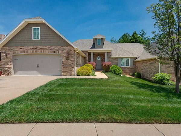 2920 S Ranch Drive , Springfield, MO 65809
