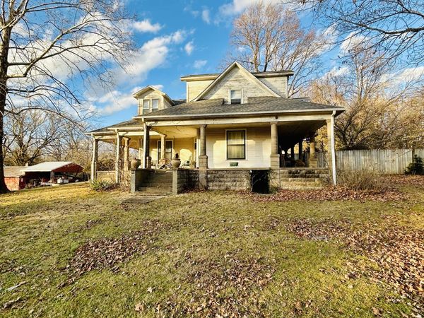 22539 Lawrence 1040 , Pierce City, MO 65723