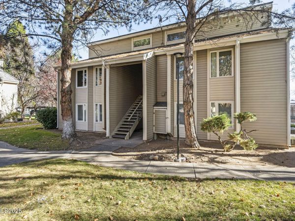 2371 Roundhouse Road, Sparks, NV 89431