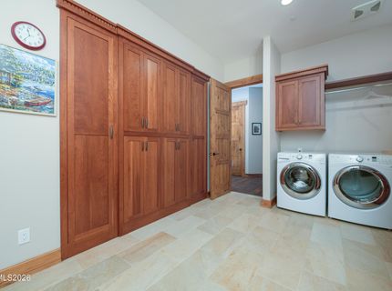 271 Forest Hill Way, Gardnerville, NV 89460 Photo