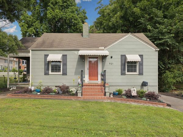 901 Emmett Avenue NW, Cleveland, TN 37311