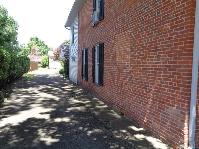 128 W Market Street, Germantown, OH 45327 Photo 6