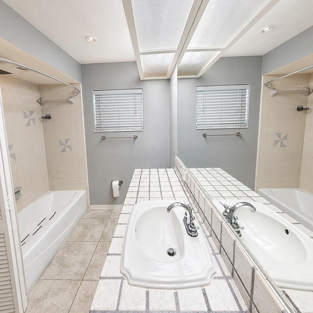 324 42nd Avenue N, Saint Petersburg, FL 33703 Photo