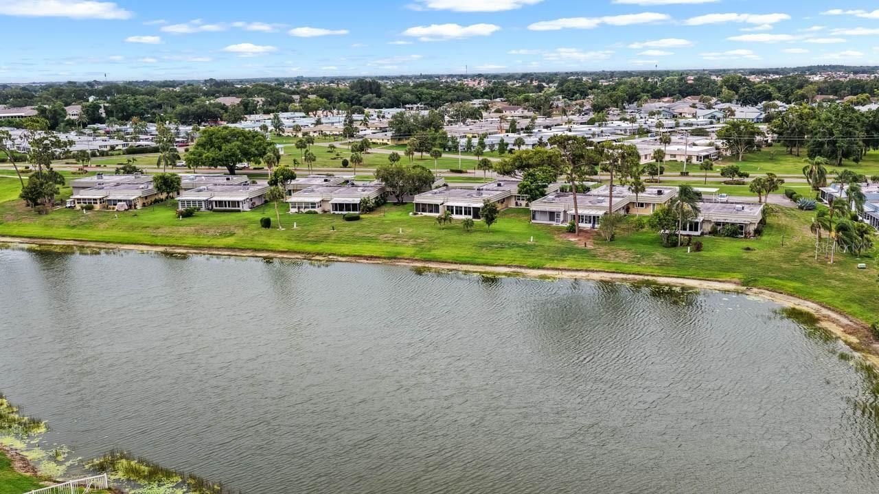 201 Kings Boulevard, Unit 19, Sun City Center, FL 33573 Photo