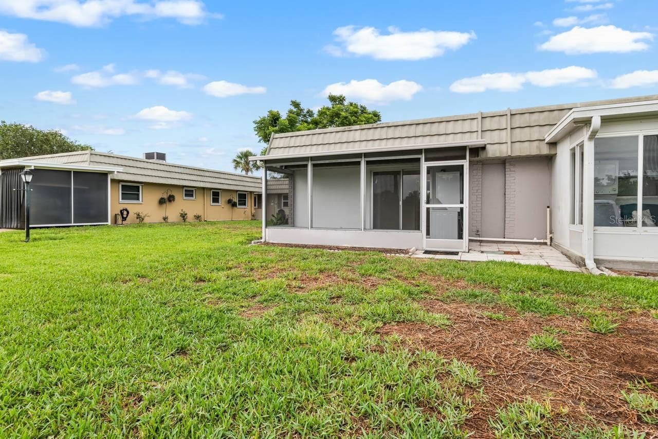 201 Kings Boulevard, Unit 19, Sun City Center, FL 33573 Photo