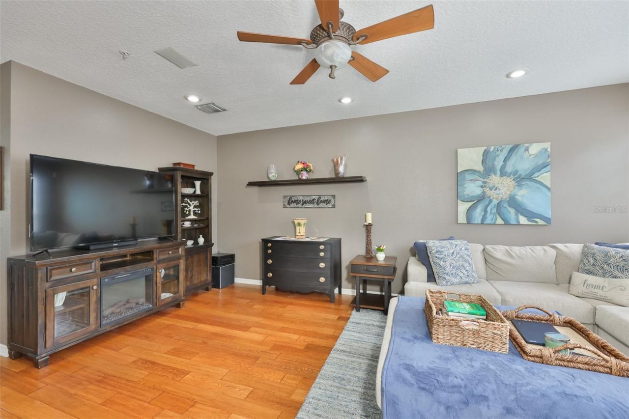 3002 Bayshore Pointe Drive , Tampa, FL 33611 Photo