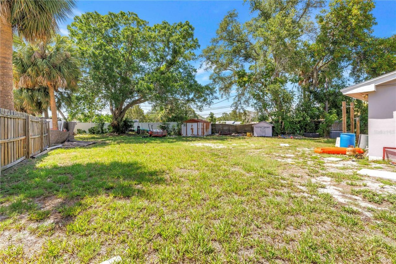 4030 Overlook Drive Ne, Saint Petersburg, FL 33703 Photo