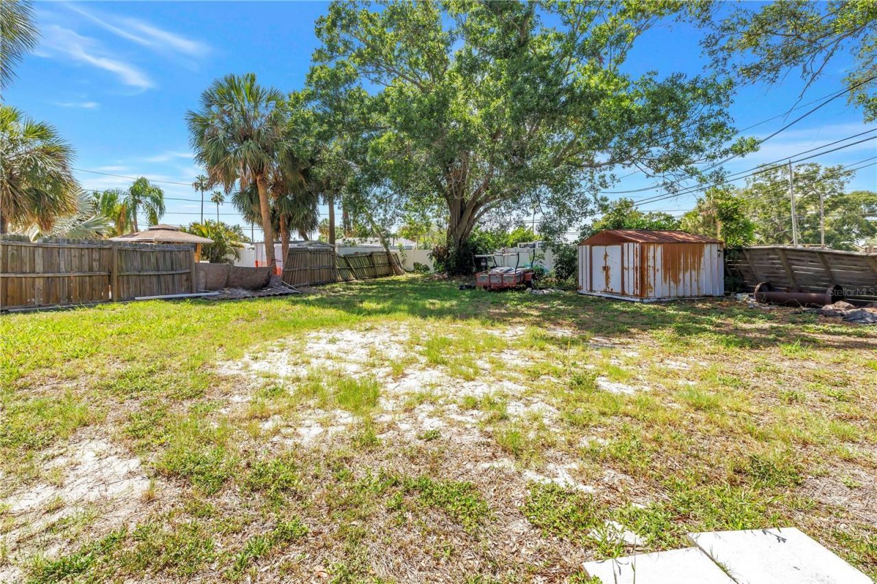 4030 Overlook Drive Ne, Saint Petersburg, FL 33703 Photo