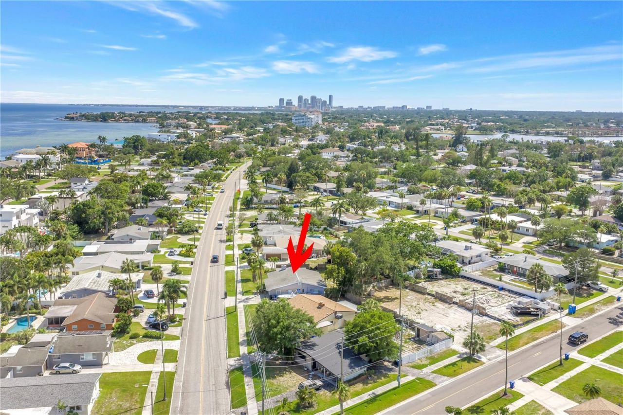 4030 Overlook Drive Ne, Saint Petersburg, FL 33703 Photo