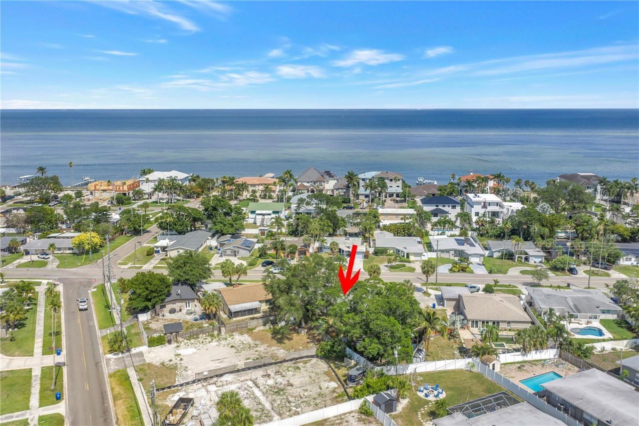 4030 Overlook Drive Ne, Saint Petersburg, FL 33703 Photo
