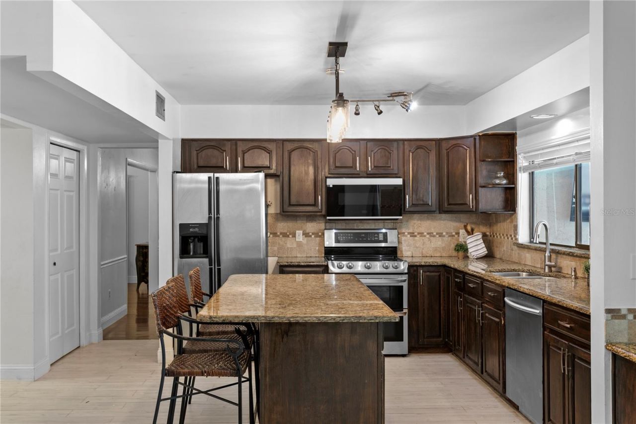 12603 Rain Forest Street , Temple Terrace, FL 33617 Photo