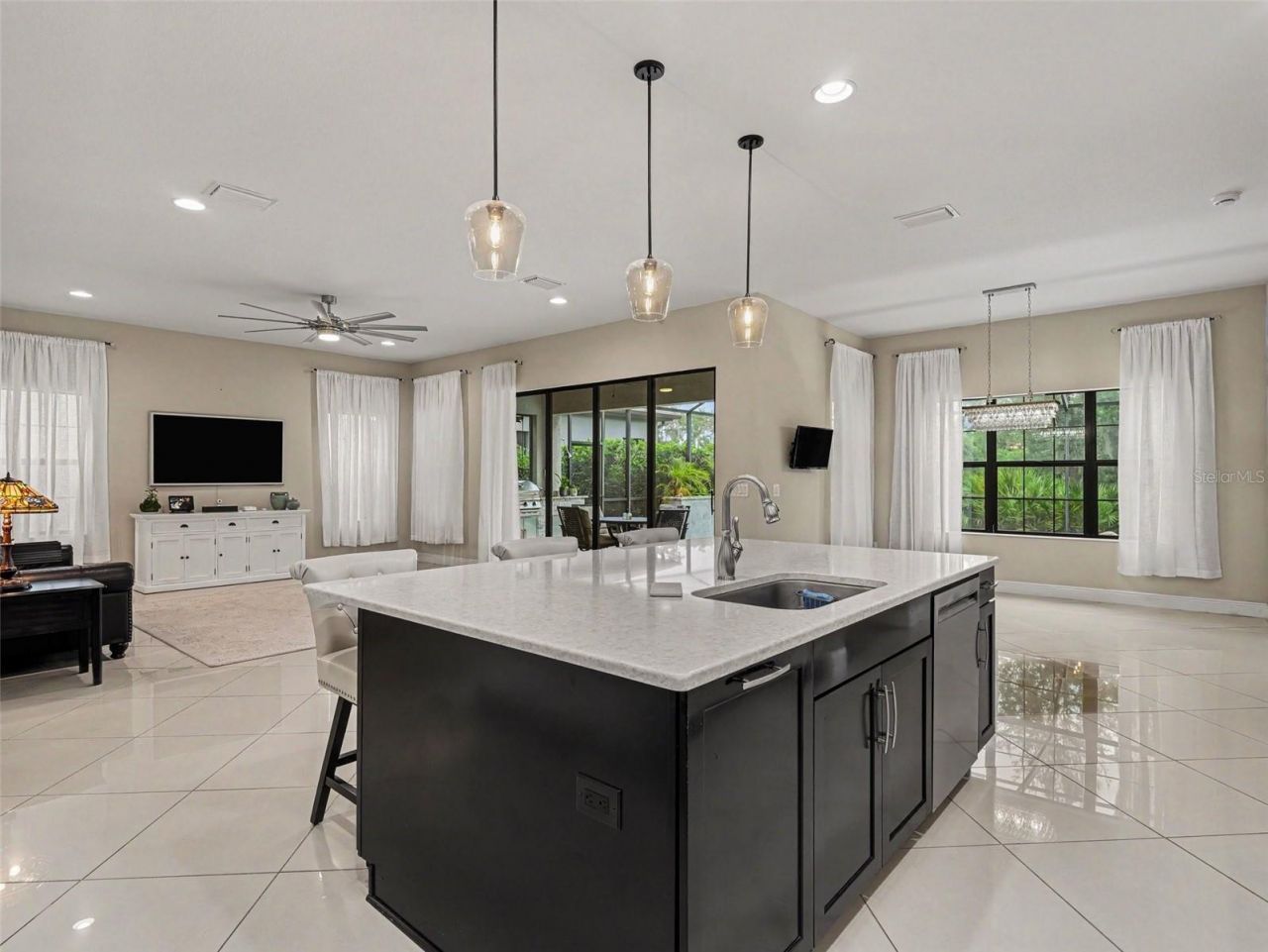 13817 Moonstone Canyon Drive , Riverview, FL 33579 Photo