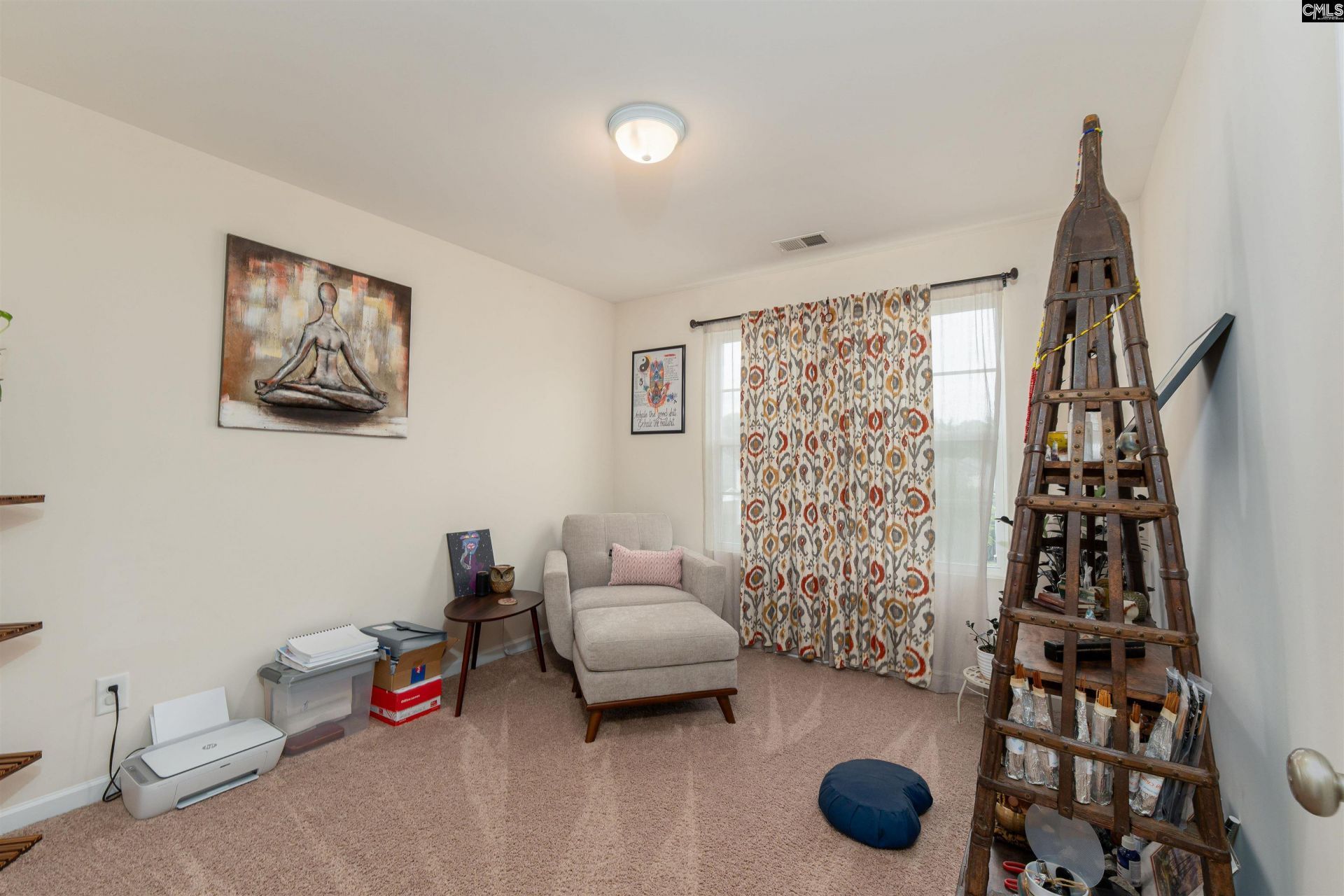 121 Travers Lane  Photo 15
