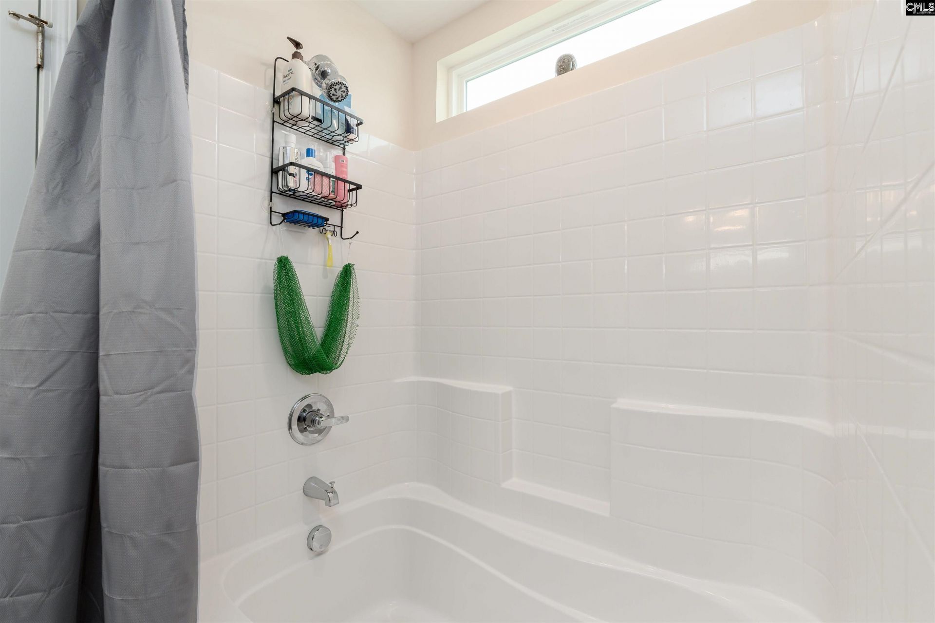 121 Travers Lane  Photo 17