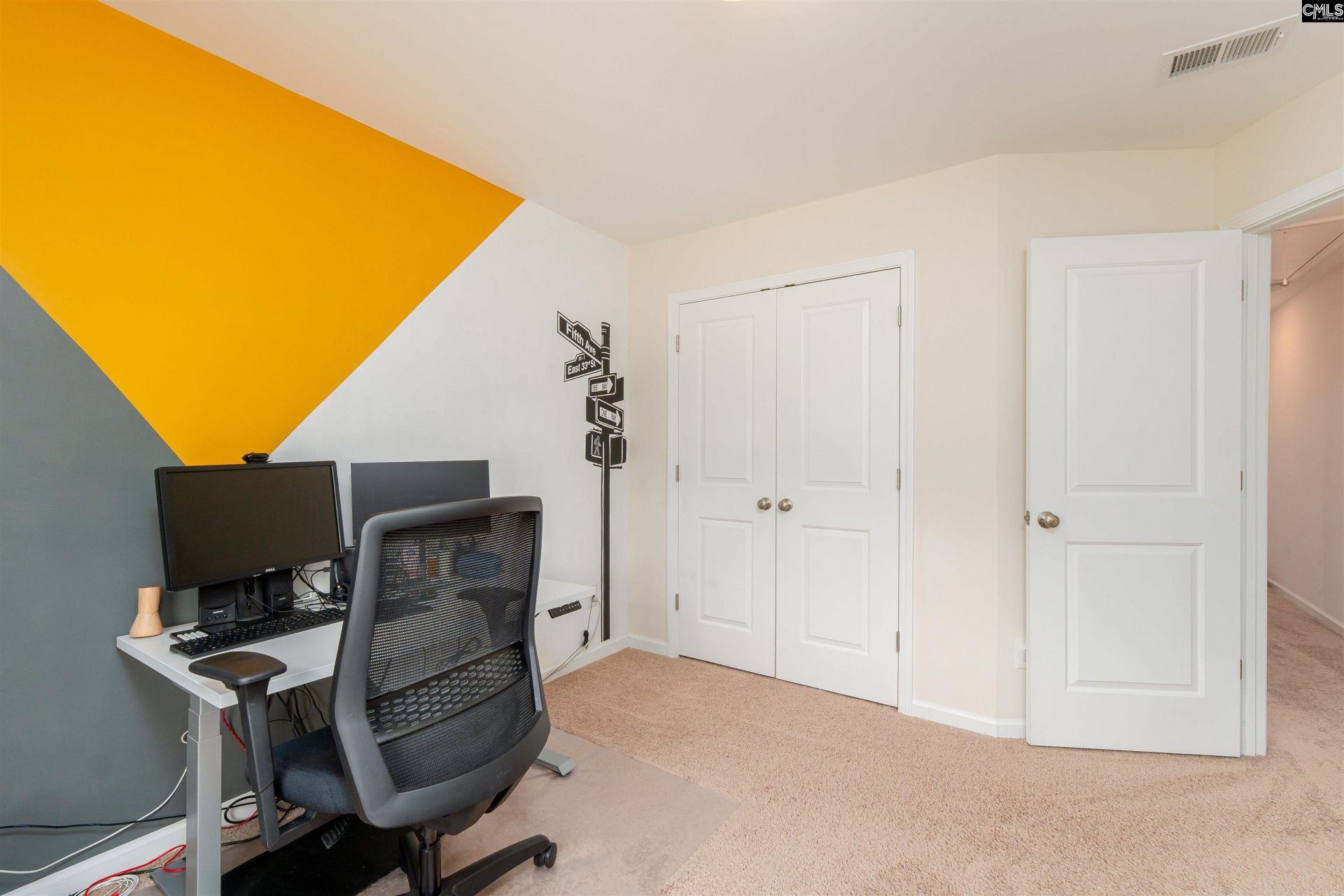 121 Travers Lane  Photo 19