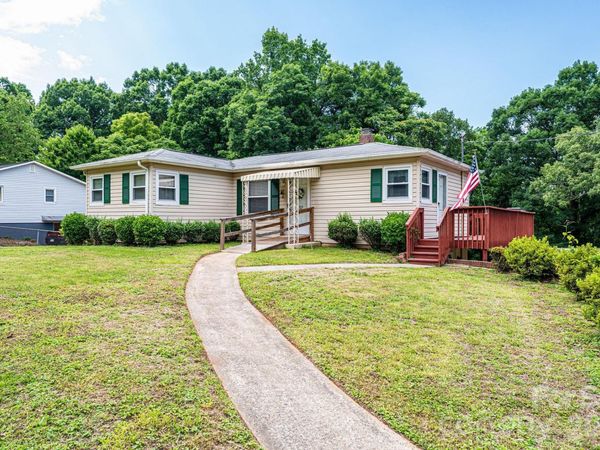 452 Swanson Drive SW, Lenoir, NC 28645