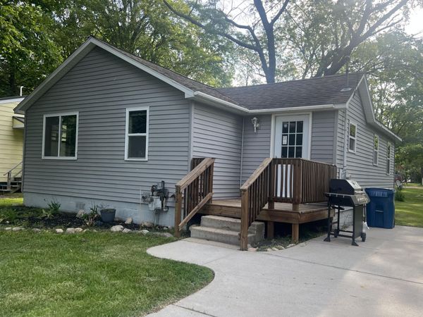 212 N Linden Avenue, Fremont, MI 49412