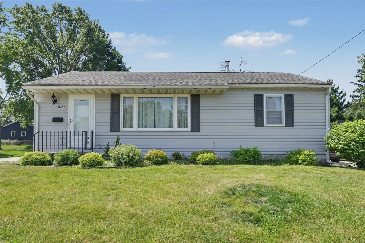 1627 Miami Drive Ne, Cedar Rapids, IA 52402 Main Photo