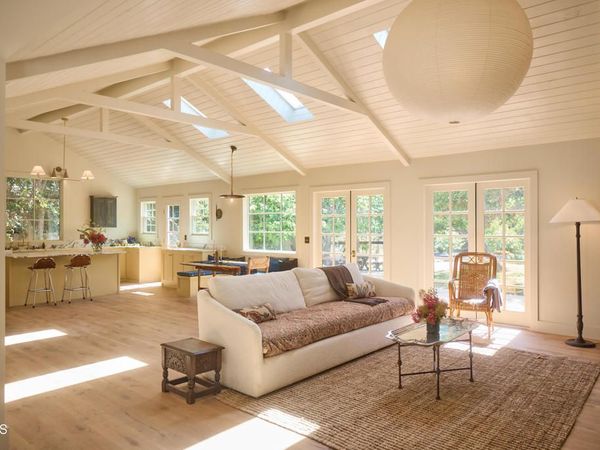 435 Gridley Road, Ojai, CA 93023