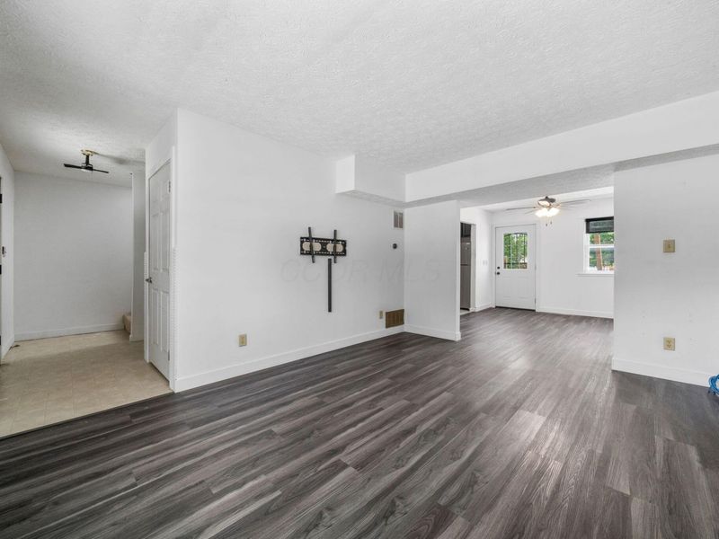 1015 Lockbourne Road , Columbus, OH 43206 Photo 6