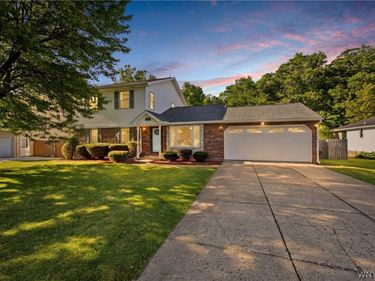 2224 Harbor Run Lane , Lake View, NY 14085