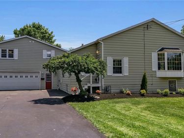 115 Tennyson Terrace , Buffalo, NY 14221