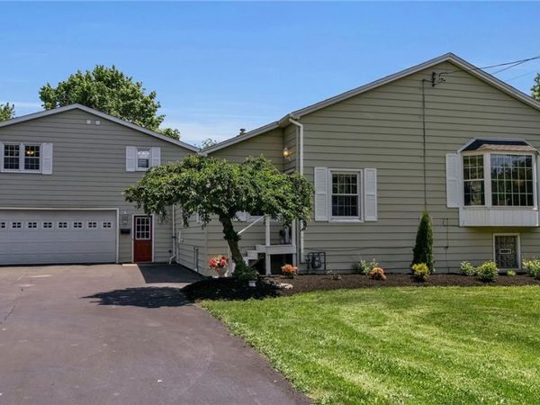 115 Tennyson Terrace , Buffalo, NY 14221