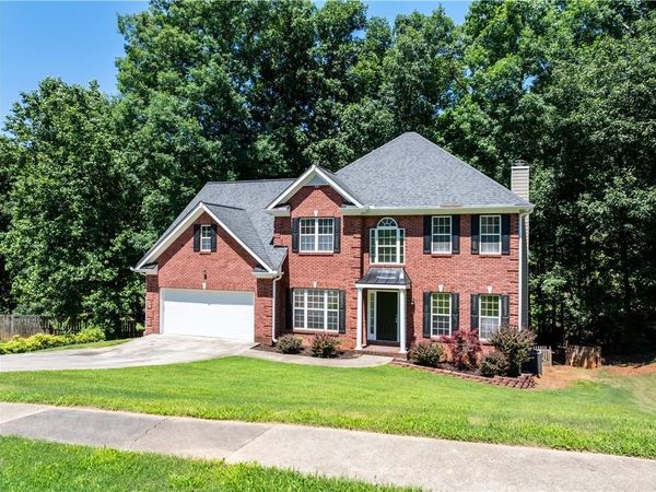 3931 Old Savannah Court , Douglasville, GA 30135