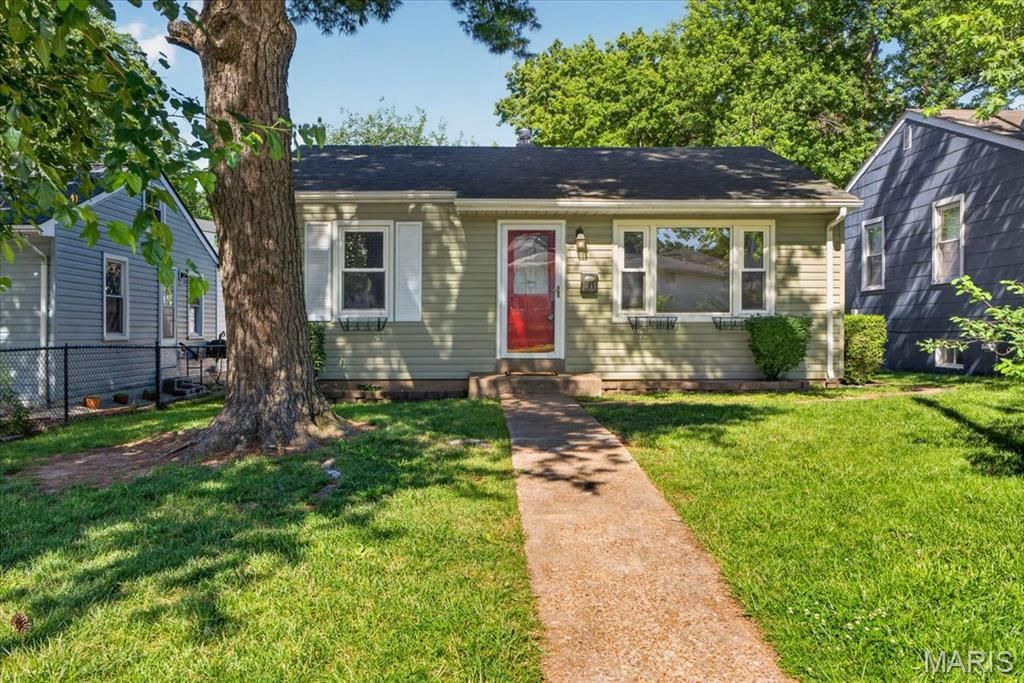 1433 Kraft Street , Saint Louis, MO 63139 Main Photo
