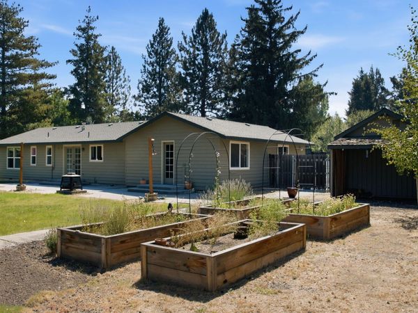 21360 Keyte Road, Bend, OR 97701