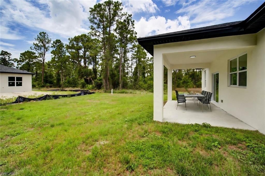 1020 Carroll St E, Lehigh Acres, FL 33974 Photo