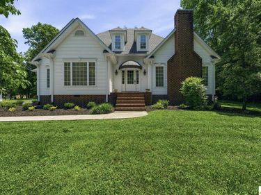109 Firethorn Street , Glasgow, KY 42141