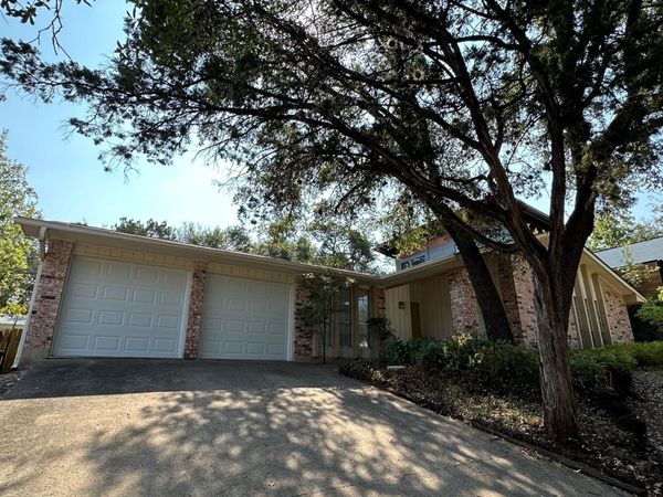2314 Farnswood CIR, Austin, TX 78704