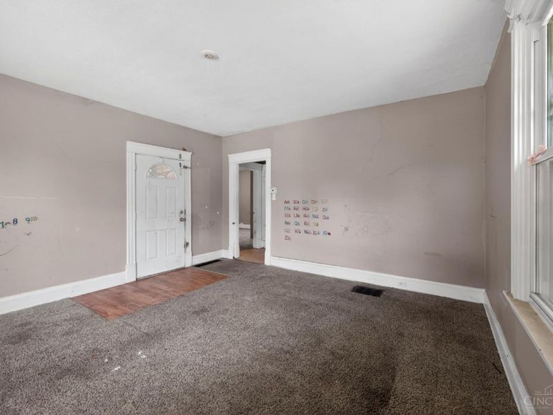 3845 Olivette Avenue, Cheviot, OH 45211 Photo 4