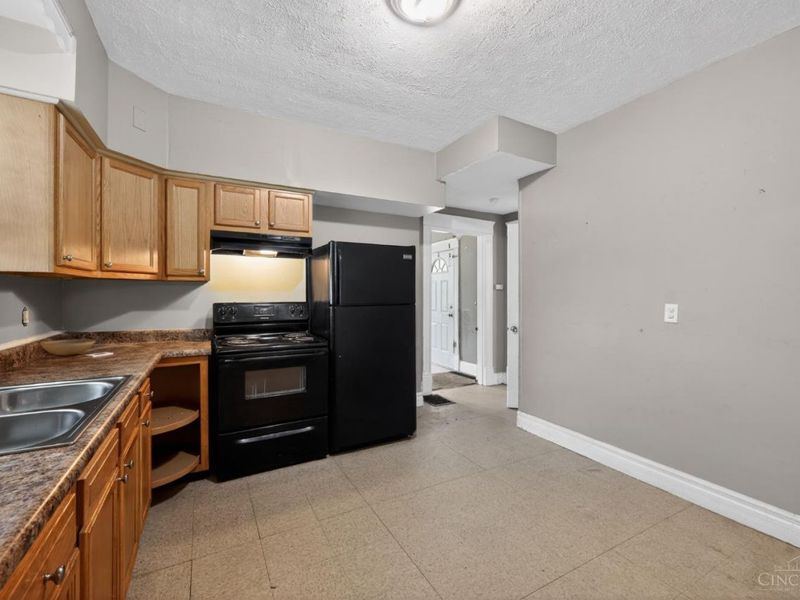 3845 Olivette Avenue, Cheviot, OH 45211 Photo 6