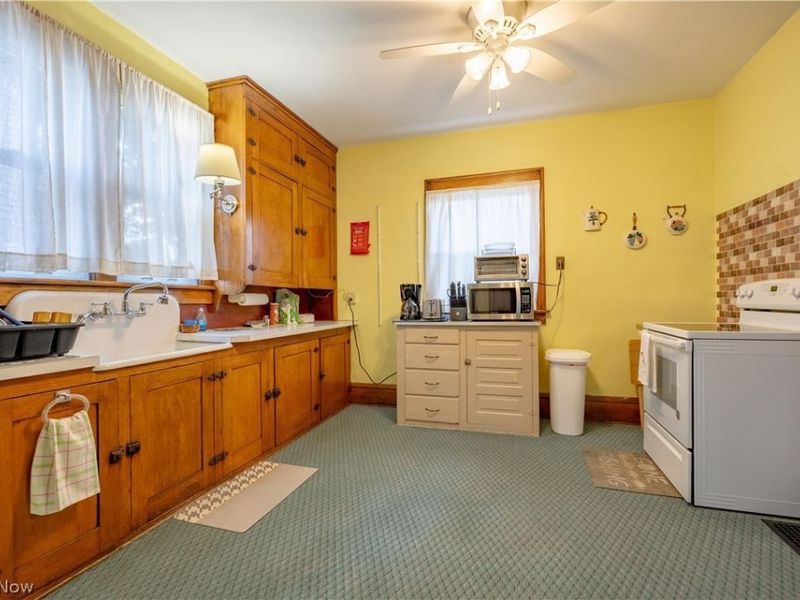 302 Park Street, Orrville, OH 44667 Photo 14
