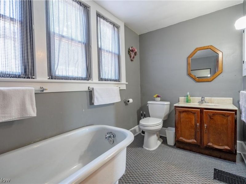 302 Park Street, Orrville, OH 44667 Photo 21