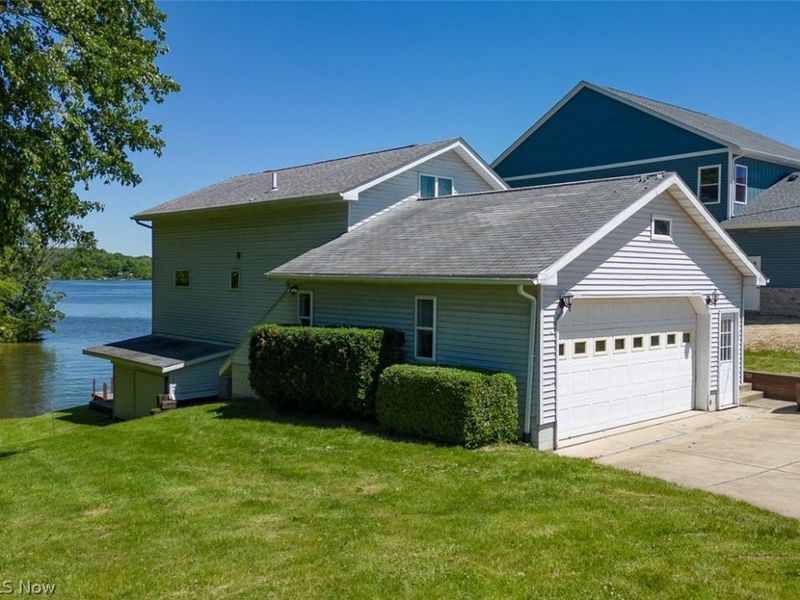 654 Pine Drive , Lake Milton, OH 44429 Photo 10