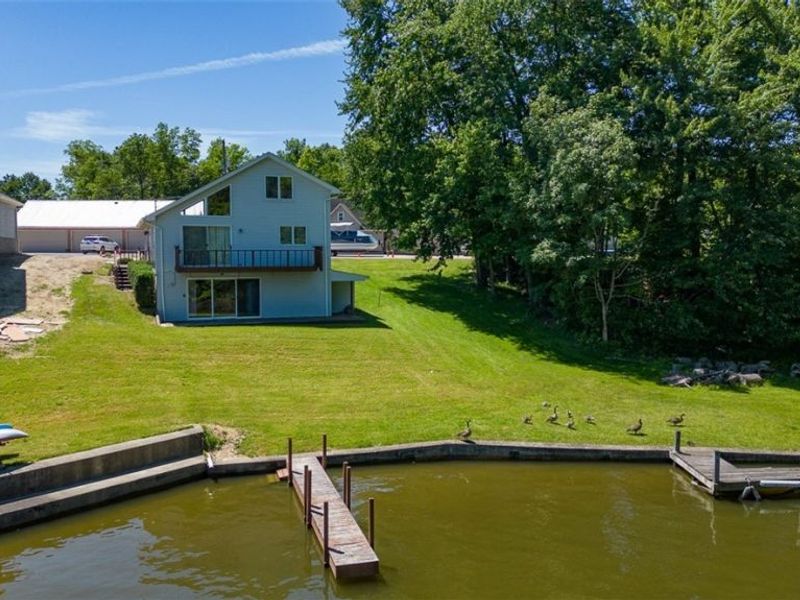 654 Pine Drive , Lake Milton, OH 44429 Photo 3