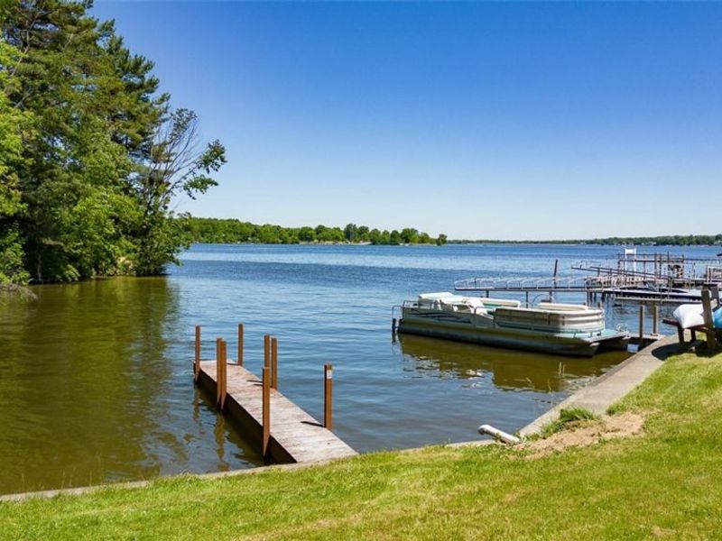 654 Pine Drive , Lake Milton, OH 44429 Photo 7