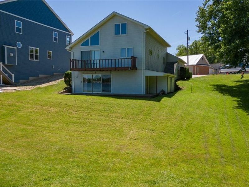 654 Pine Drive , Lake Milton, OH 44429 Photo 8