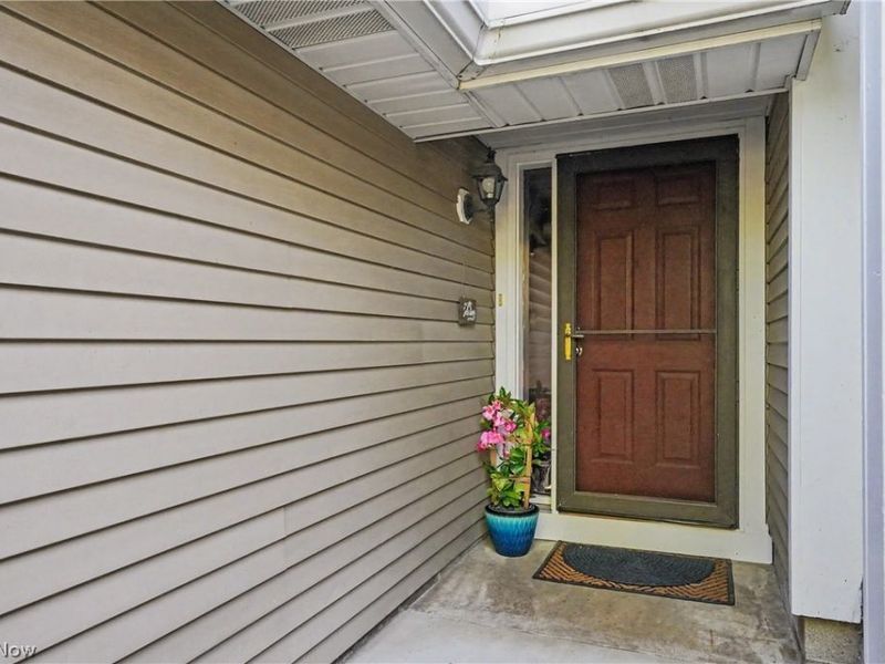2412 Wrens Drive S, Stow, OH 44224 Photo 3