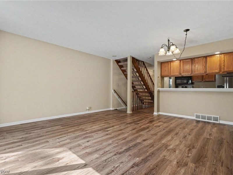 2412 Wrens Drive S, Stow, OH 44224 Photo 8