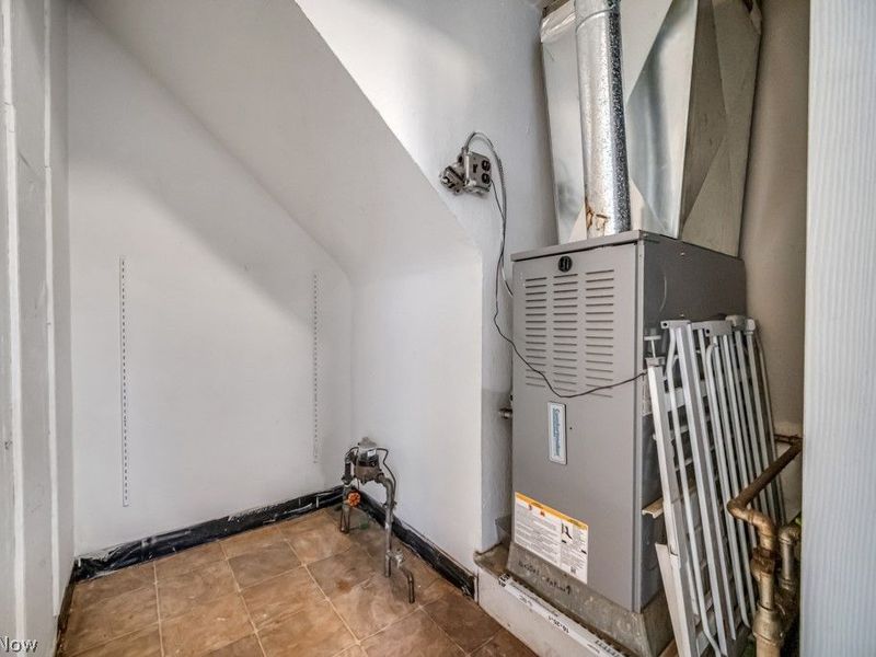 3753 W 117th Street , Cleveland, OH 44111 Photo 10