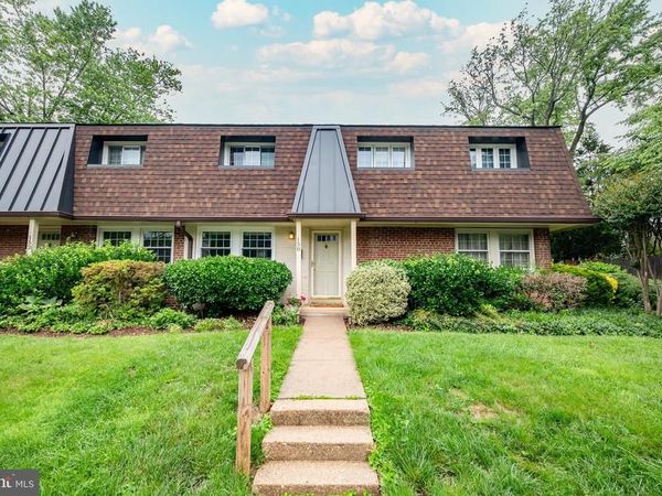 150 S VIRGINIA AVENUE , Unit 34, FALLS CHURCH, VA 22046