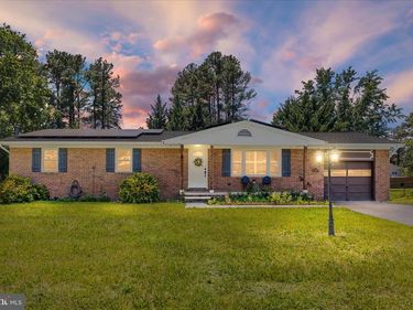 224 FREDERICKTOWNE DRIVE, STEPHENS CITY, VA 22655